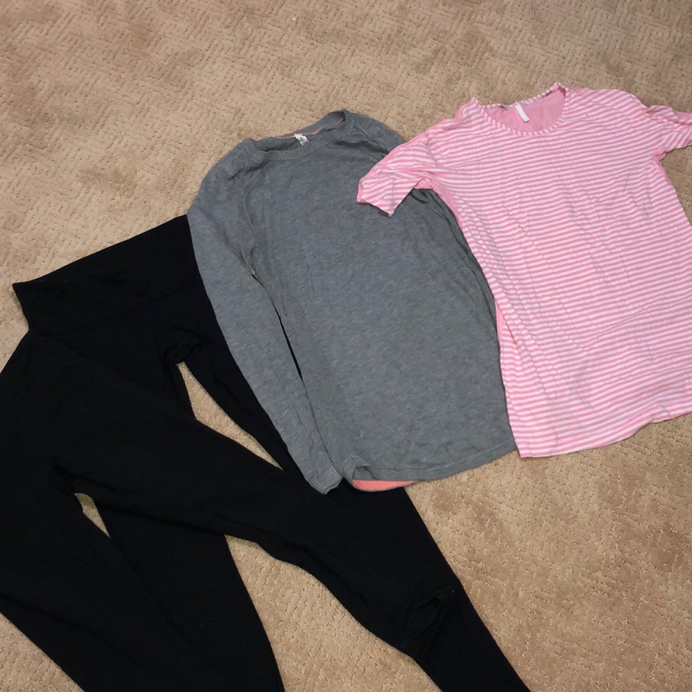 LULU LEMON size 6 (2 shirts and 2 leggings)!